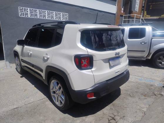 JEEP RENEGADE 1.8 16V FLEX LIMITED 4P AUTOMÁTICO JEEP RENEGADE 1.8 16V FLEX LIMITED 4P AUTOMÁTICO